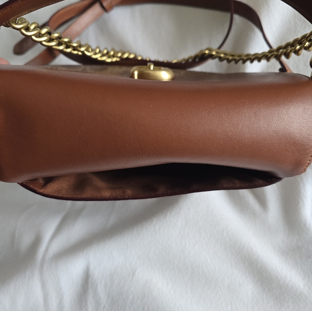 Coach Cassie 19 Crossbody โ Signature Canvas + Leather โ 3 Straps EUC - Picture 9 of 16